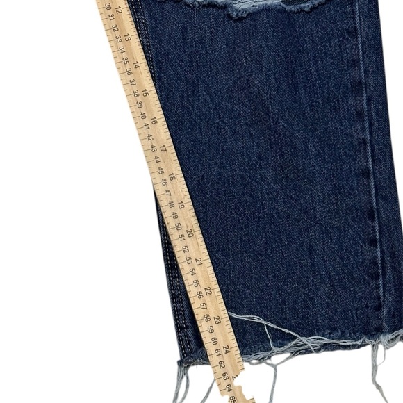 Old Navy High Rise Slouchy Straight
Distressed Jeans Size 16 - Picture 5 of 6